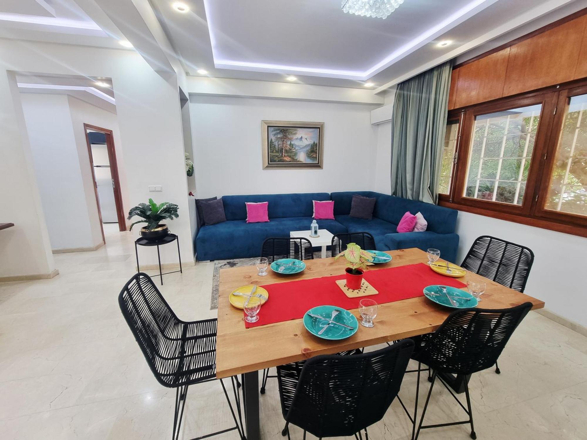 Happy Family With Garden View Casablanca